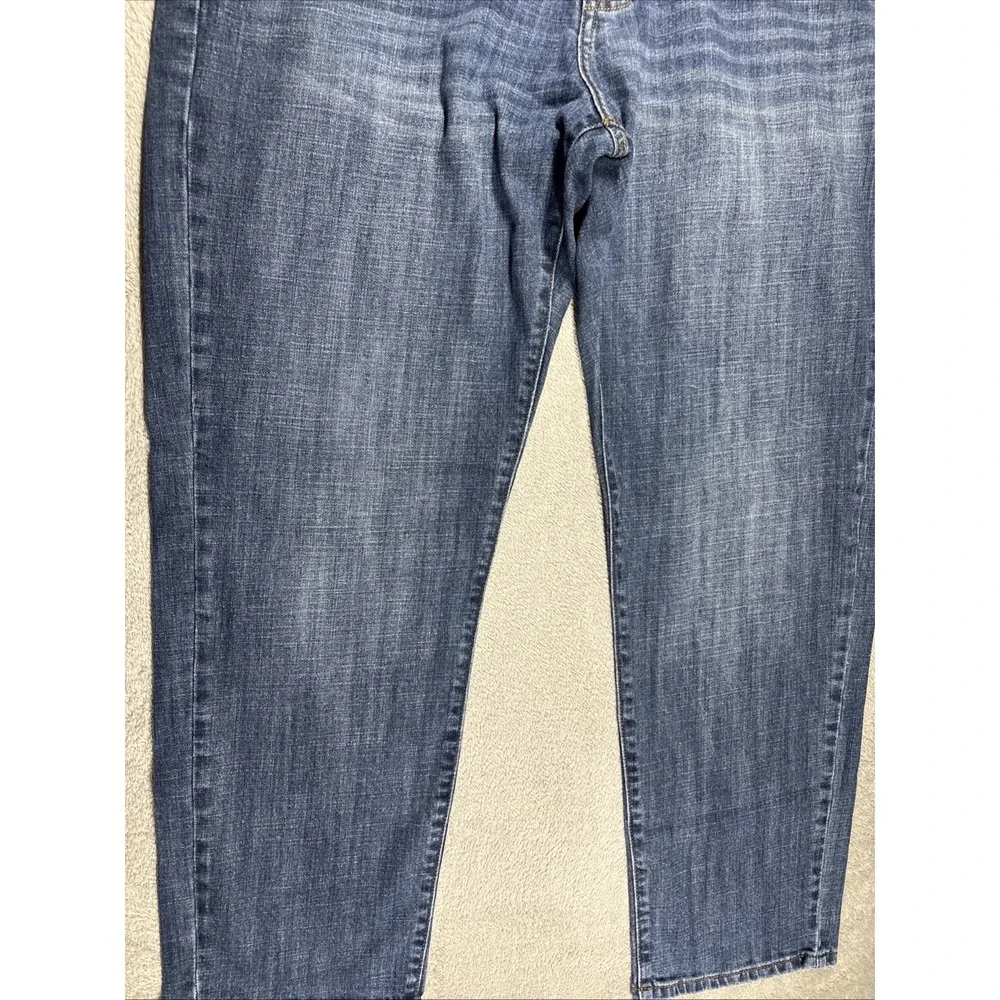 Lucky Brand 221 Original Straight Jeans Mens 40x30 Blue Denim Medium Wash